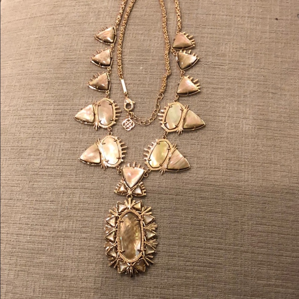 Havana kendra scott